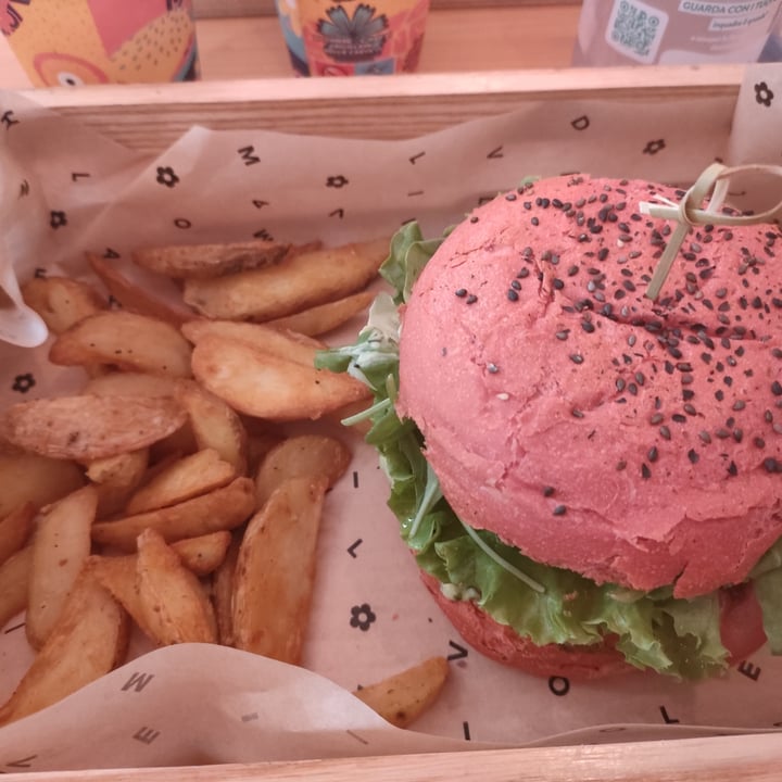 photo of Flower Burger Coccinella Burger shared by @elena312 on  26 Jun 2022 - review