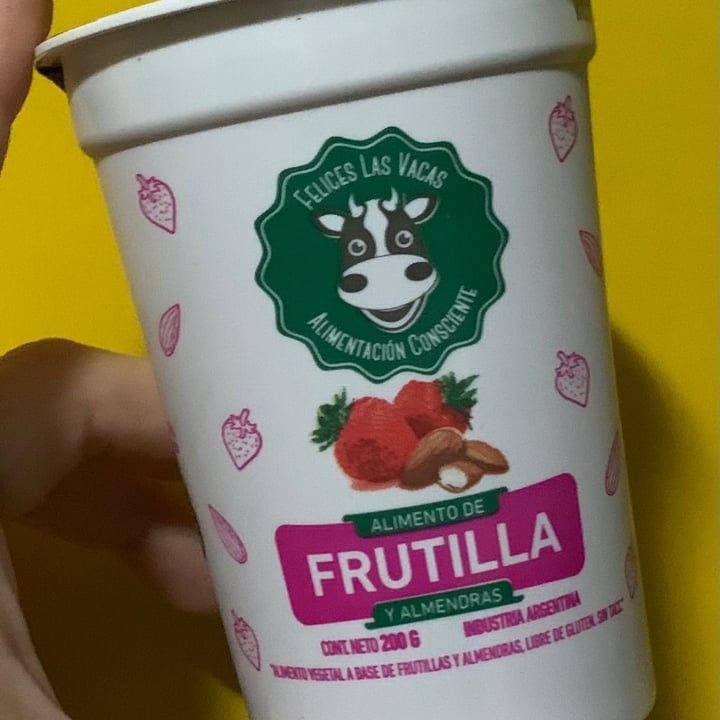 photo of Felices Las Vacas Yogurt sabor Frutilla shared by @maguii on  18 Nov 2020 - review