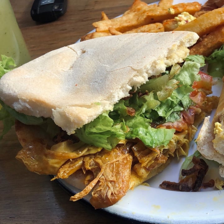 review photo of SHIPIBO Bistro Amazonico Sanguche Bacco shared by @julicamp_ on 09 Jun 2021 - review