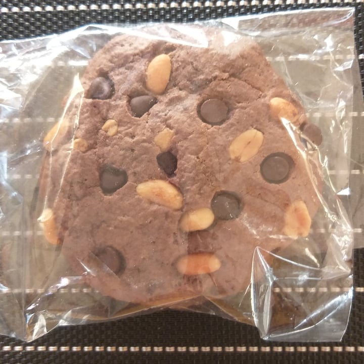 photo of Vegan Bakery BA Cookie ChocoMani shared by @yazchi on  13 Dec 2020 - review