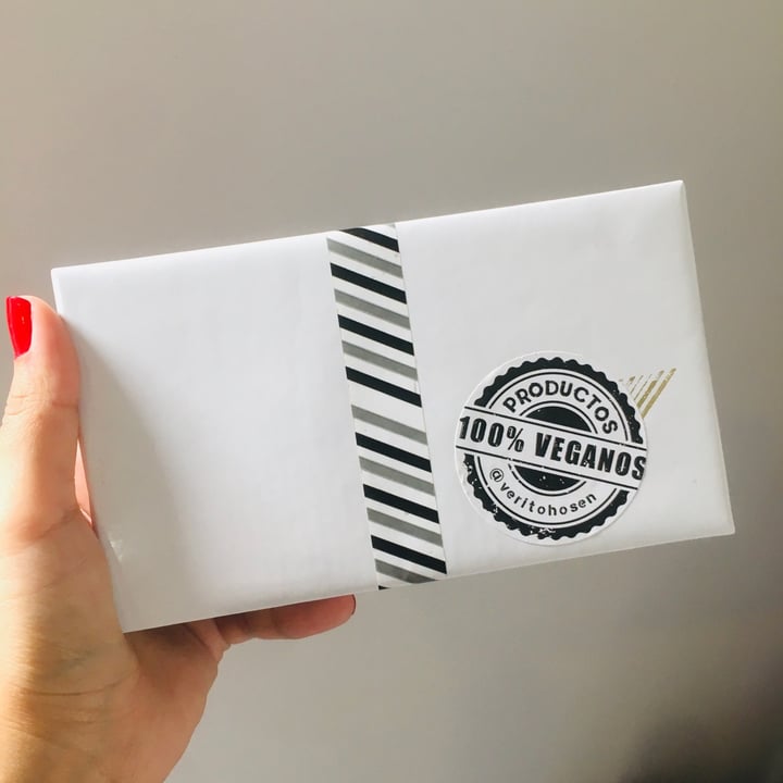 review photo of Verito Hosen Caja De Bombones shared by @sofiporti on 11 Feb 2021 - review