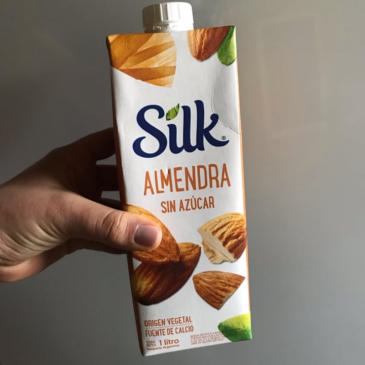 review photo of silk almond milk Silk Fresh shared by @candgaras6 on 13 Aug 2022 - review