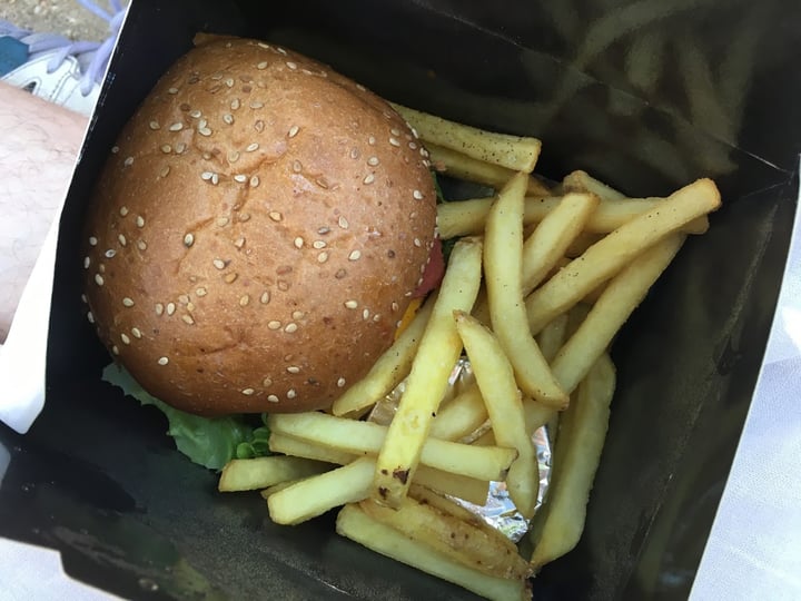 photo of Mad Mad Vegan Double cheese vacon shared by @javicobos on  07 Jan 2021 - review