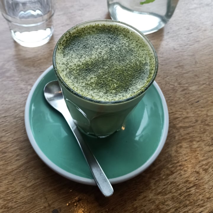 photo of Mimosa Matcha Latte with Oat Milk shared by @weeney on  10 Oct 2022 - review