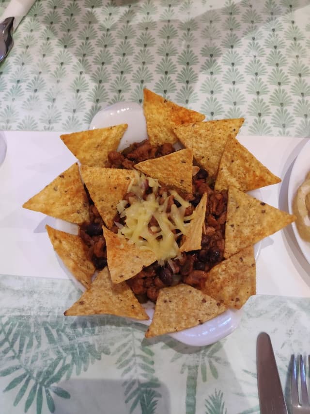 Photo du plat “Nachos con chili con carne”