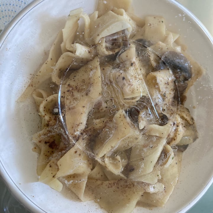 review photo of Choose Ristorante Naturale PACCHERI FUNGHI E SALSICCIA E TARTUFO shared by @artkalis on 28 Aug 2022 - review