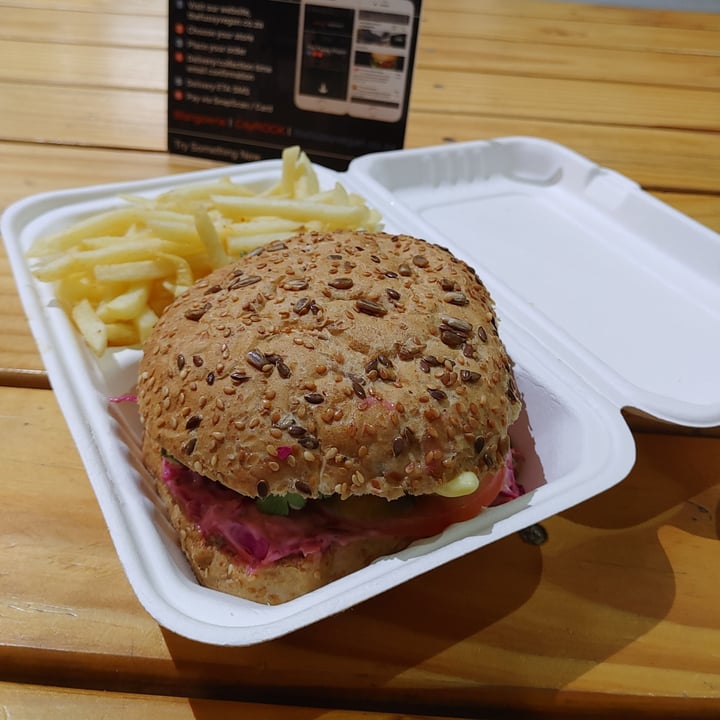 photo of The Fussy Vegan Tofish Burger shared by @katdrax on  16 Sep 2020 - review