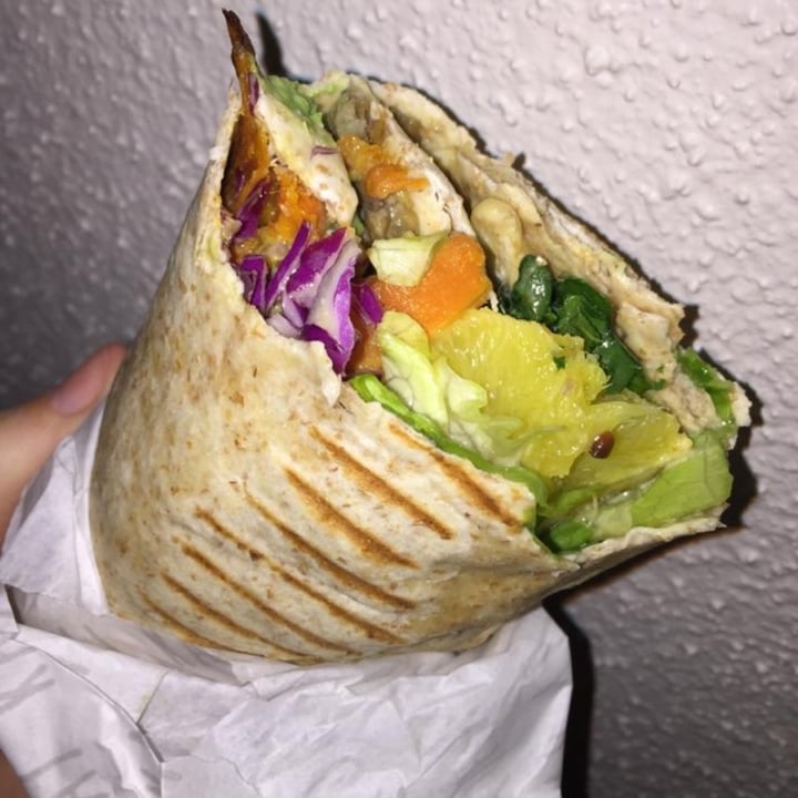 review photo of KAUAI Canal Walk Plant power wrap shared by @earthyangie on 18 May 2020 - review