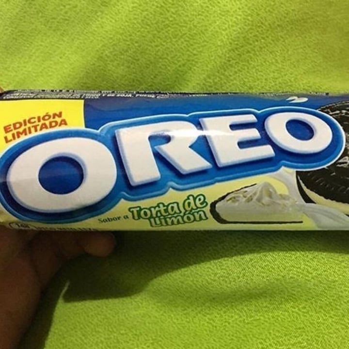 review photo of Mondelēz International Oreo Lemon Pie shared by @guada678 on 27 Jun 2020 - review