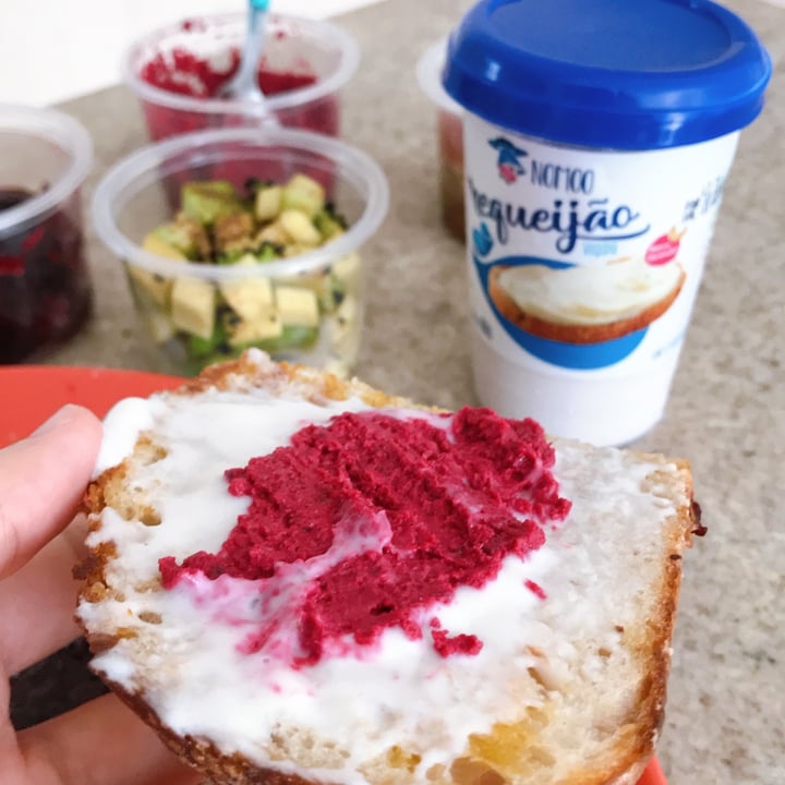 photo of NOMOO Plant-Based Brasil Requeijão shared by @barbaraannitza on  16 Jul 2021 - review