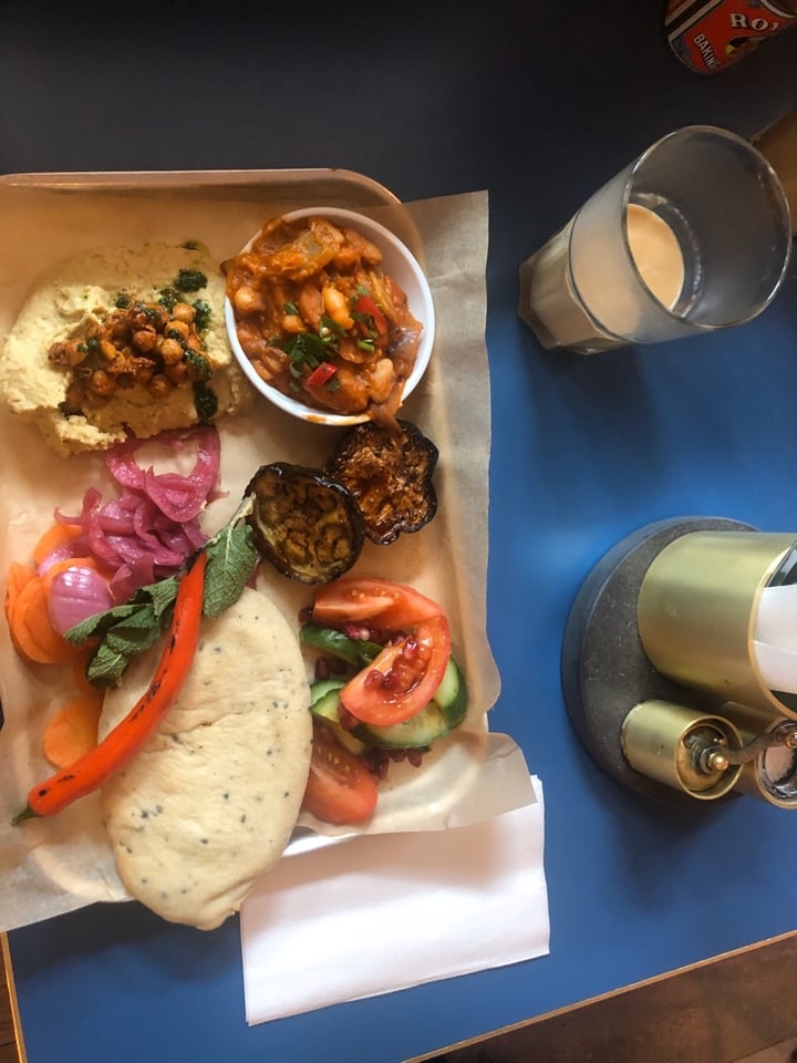 photo of Brother Hubbard (North) Sister Sadie’s Mezze Tray shared by @shamilealdo on  17 Feb 2020 - review