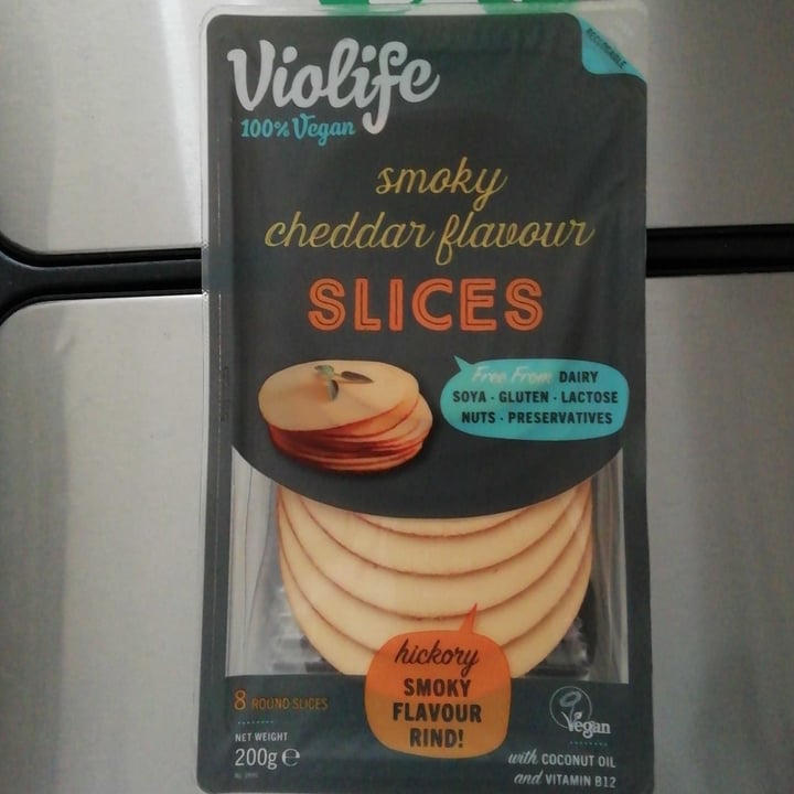 photo of Violife Smoky Cheddar Flavour Slices shared by @fra2807 on  17 Apr 2022 - review