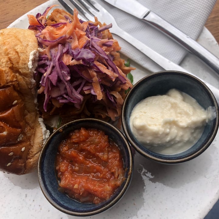 photo of Nourish'd Café & Juicery Jack Me Off Burger shared by @ellaaaa on  19 Sep 2021 - review