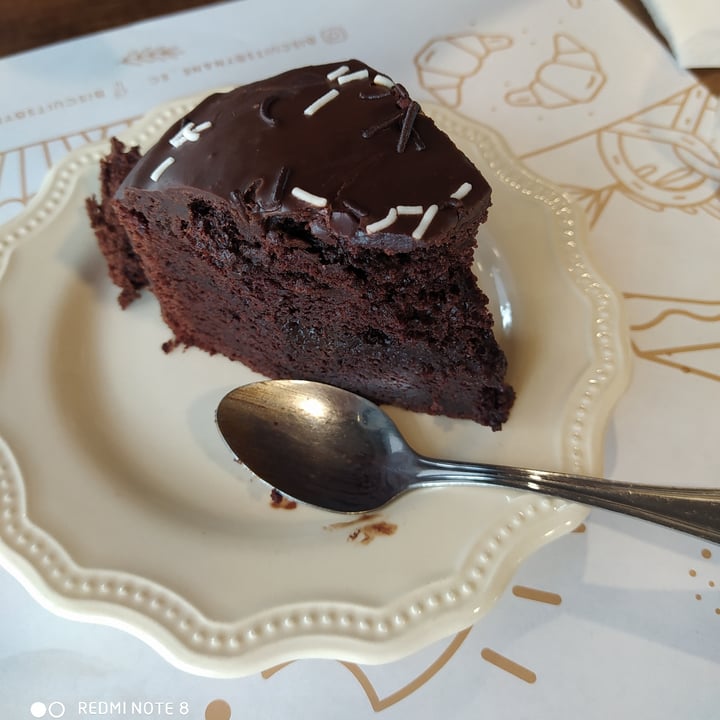 review photo of Biscuits By Nane Tortillas De Papá Con Alberja Y Jengibre + Jugo De Mango, Arepa Rellena Con Salsa De Garbanzo+ Café Con Almendras Y El Postre Pastel De Chocolate Vegano shared by @florreyes on 28 Jul 2020 - review