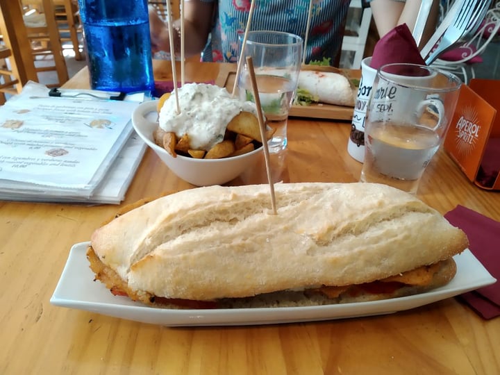 photo of Jardin Urbano Bocata chivito shared by @nataliank on  26 Jan 2020 - review