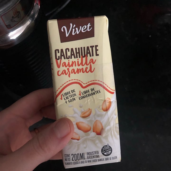 photo of Vívet Leche de Cacahuate sabor Vainilla Caramel shared by @vickydeb on  27 Jul 2020 - review