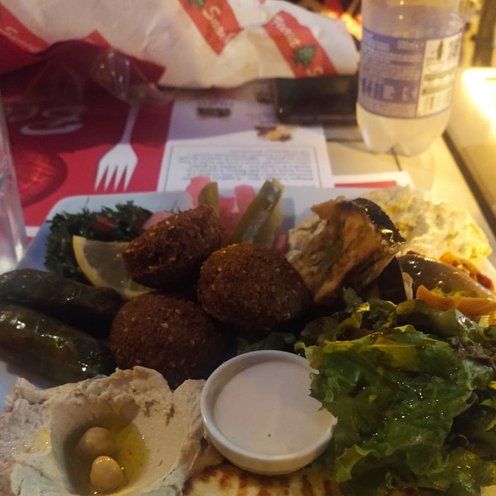 photo of Beirut Snack Piatto meze shared by @biancafurii on  05 Jul 2022 - review