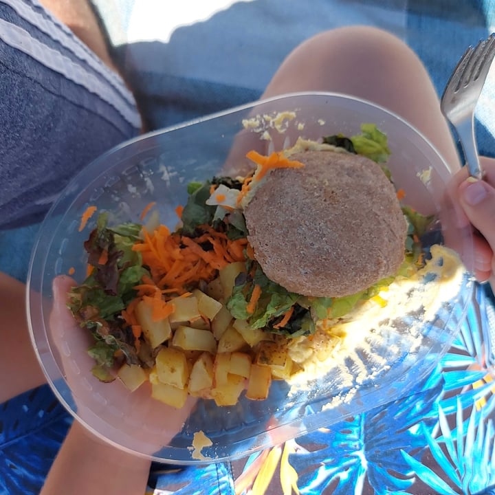 review photo of Gurupa, Cocina Argentina Hamburguesa de lentejas y arroz con papas y ensalada shared by @untalhugo12 on 30 Jan 2021 - review