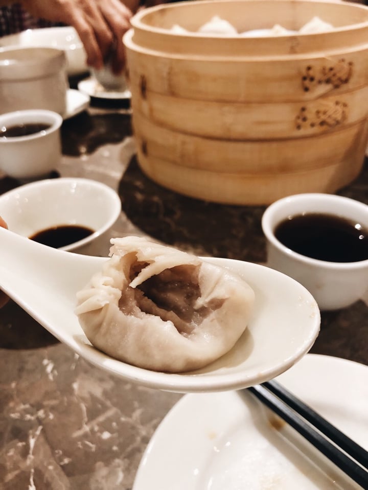 photo of Din Tai Fung Great World City Branch Steamed Yam Xiao Long Bao shared by @consciouscookieee on  16 Apr 2019 - review