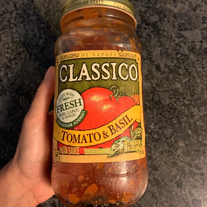 photo of Classico Tomato basil shared by @elyqs on  16 Sep 2022 - review