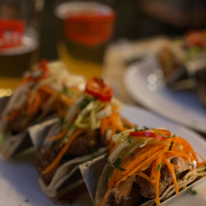 photo of Ashland Hill cauliflower  vegan tacos shared by @heyveggy on  29 Apr 2022 - review