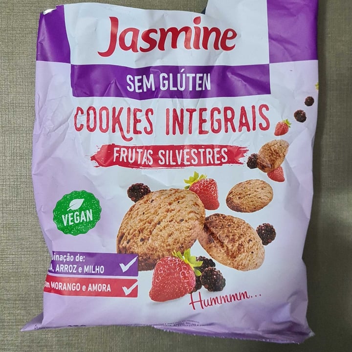 photo of Jasmine Frutas Silvestre shared by @patyyy on  06 Jun 2022 - review