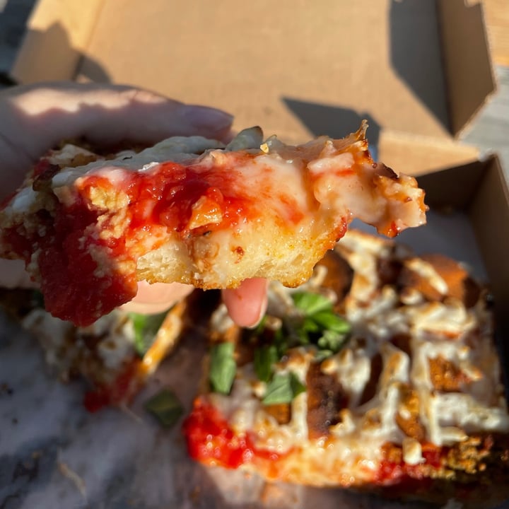 review photo of Boxcar Pizza The Animal Lover Pizza shared by @vetravel on 12 Jul 2021 - review