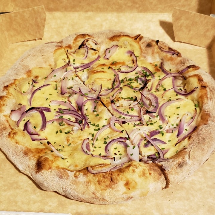 photo of PONY PIZZA Belgrano Pizza Blanca shared by @beto71 on  29 Mar 2021 - review