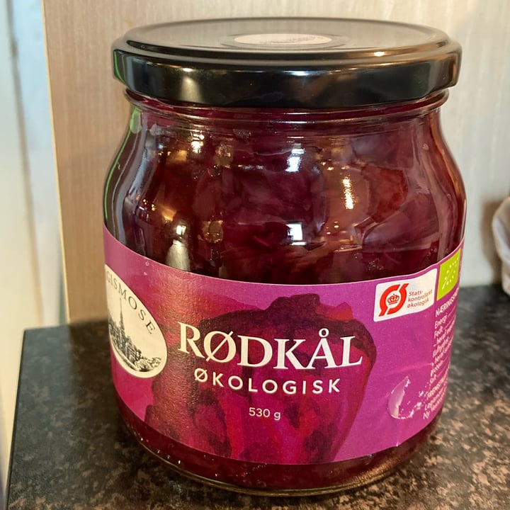 photo of Løgismose Rødkål økologisk shared by @forestgreenregnskov on  24 Dec 2021 - review