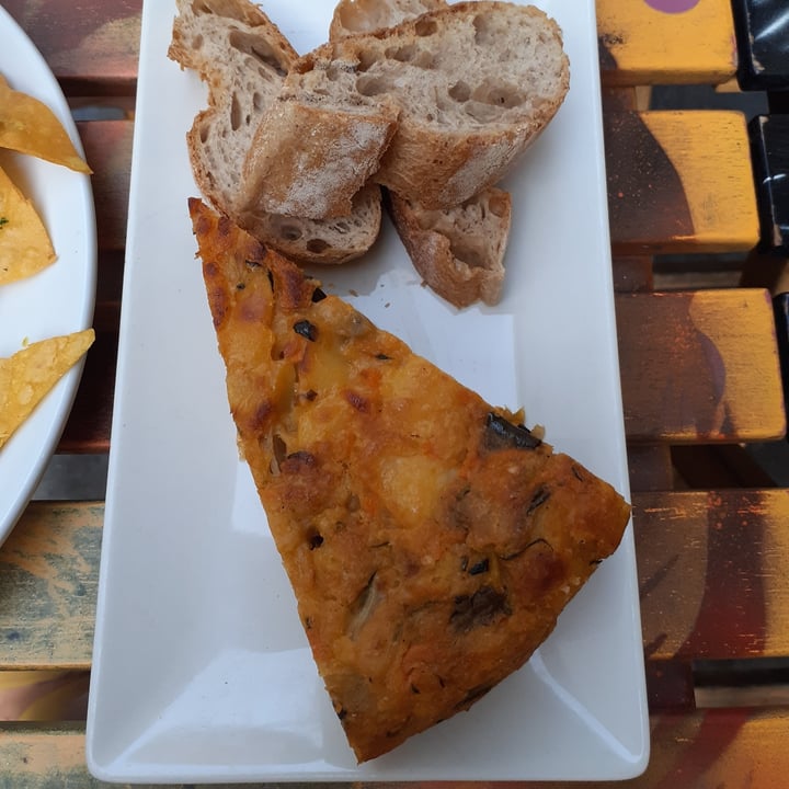 photo of La Batisfera Tortilla vegana shared by @nuvi on  13 Aug 2022 - review