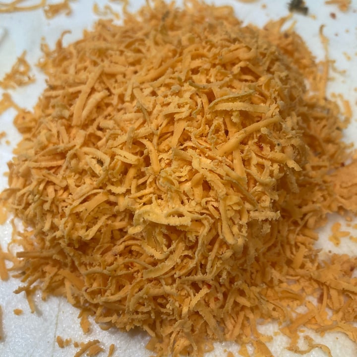 review photo of Sheese Cheddar style with Jalapeño & Chili shared by @howaboutyes on 27 Apr 2022 - review