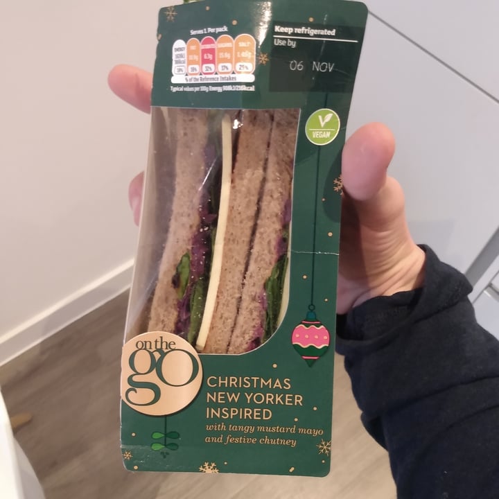 photo of Sainsbury's Christmas New Yorker Inspired sandwich shared by @thedappervegan on  05 Nov 2020 - review