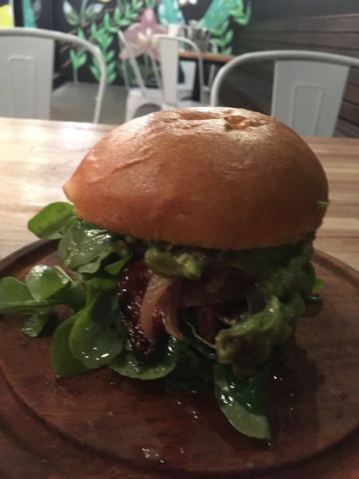 review photo of Vivet Market Restó The Best Portobello Vegan Burger shared by @antocapparelli on 31 Jan 2020 - review