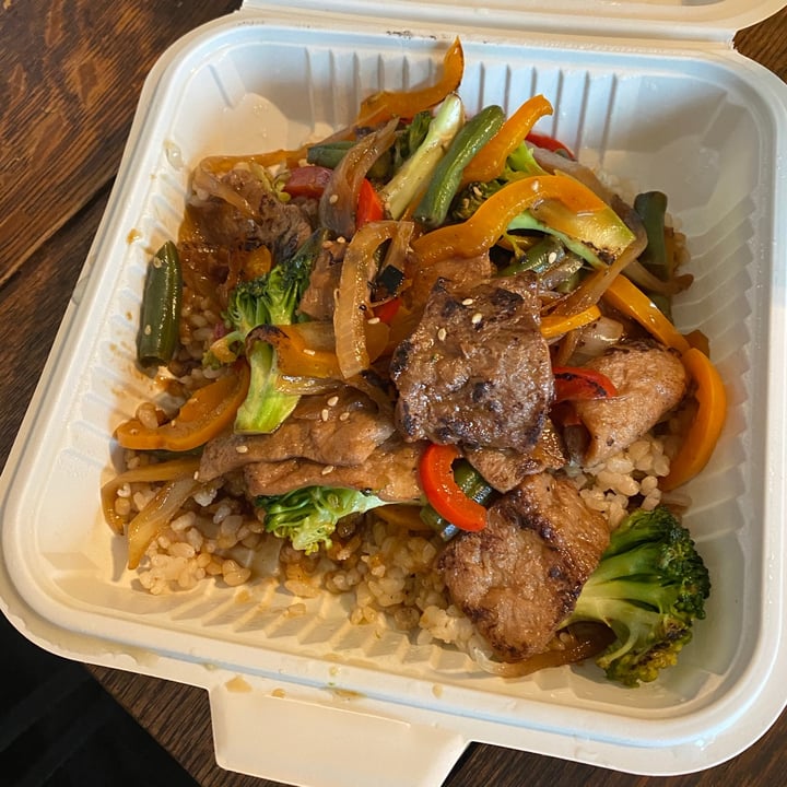 photo of Loving Hut Peppersteaks shared by @emmajoelle on  20 Jun 2021 - review