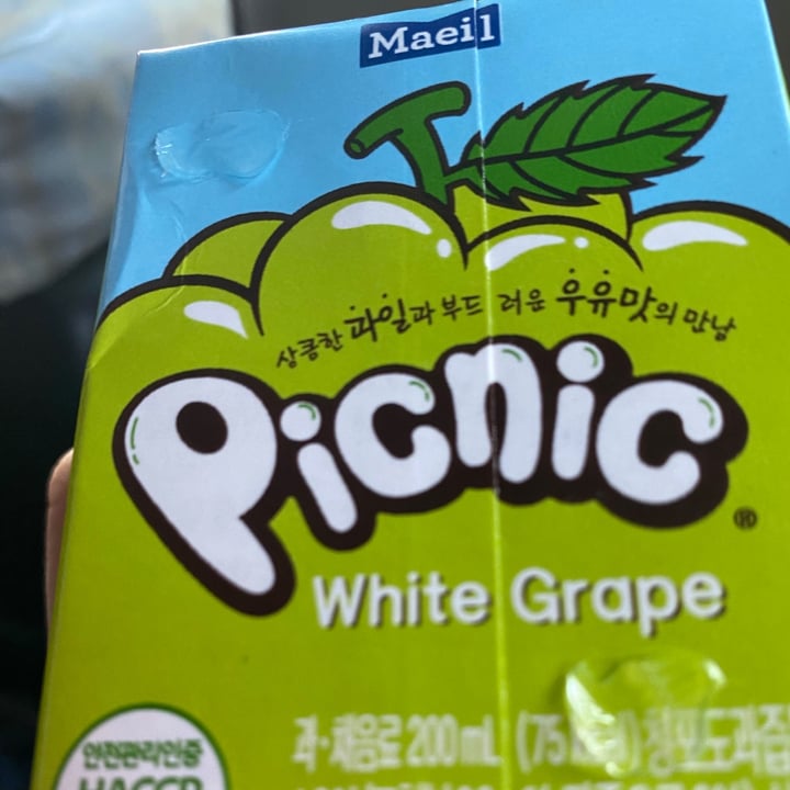 photo of Maeil white grape juice shared by @abillionloves on  01 Jul 2021 - review