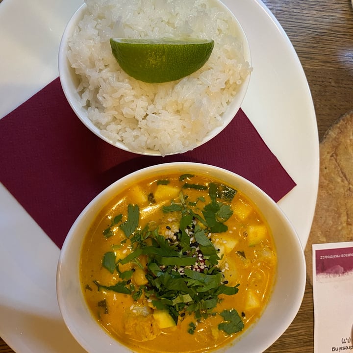 photo of MAITREA Curry with Cauliflower shared by @martavp on  04 Jul 2022 - review