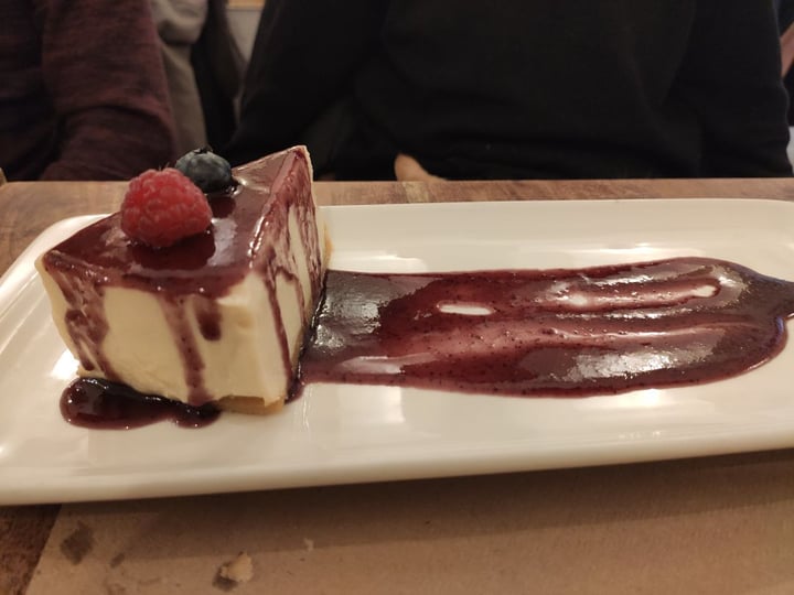 photo of La Tía Carlota Cheesecake shared by @helendrus on  13 Feb 2020 - review