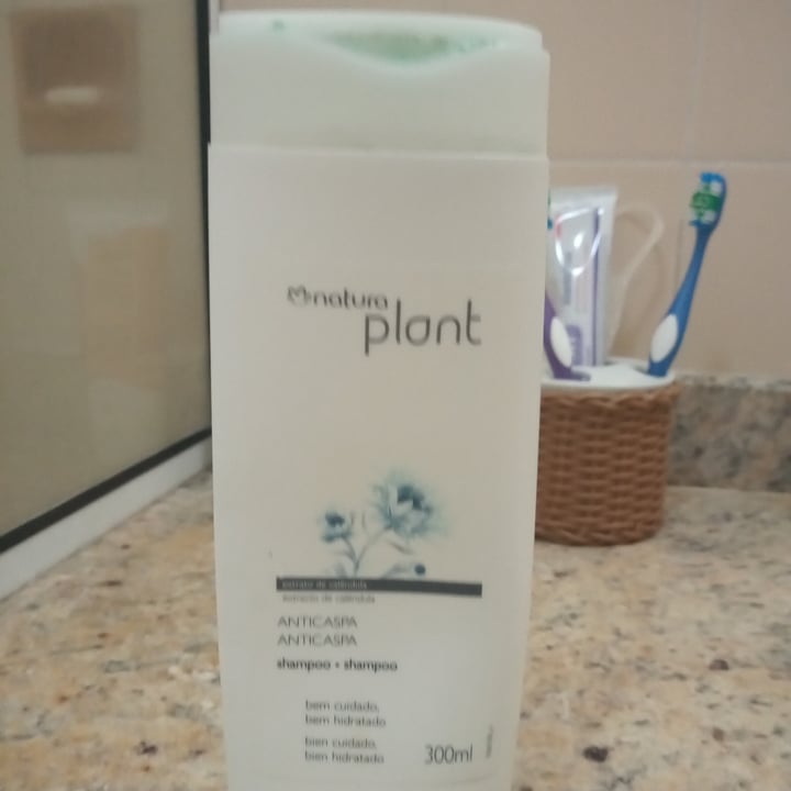 review photo of Natura Shampoo Plant Anticaspa shared by @andreaferraz on 20 May 2022 - review