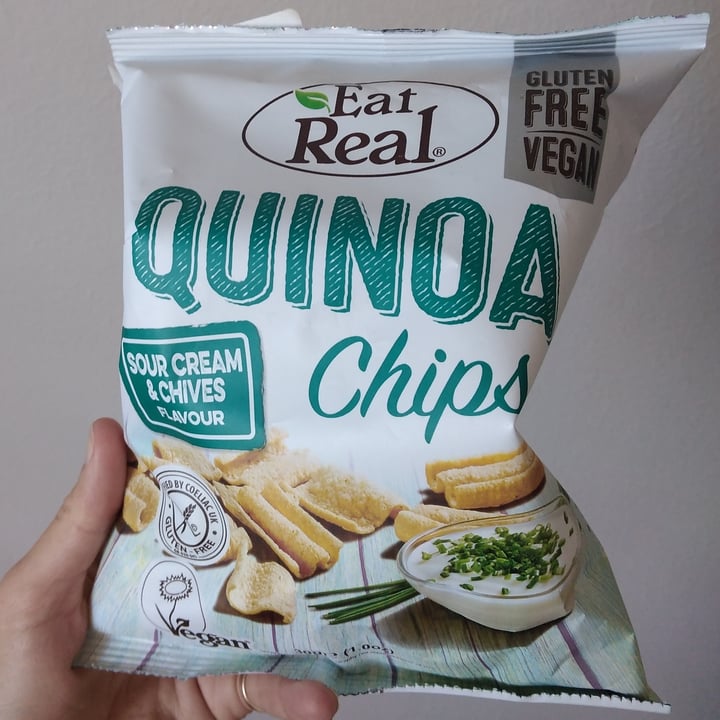 photo of Eat Real Sour Cream and Chives Quinoa Chips shared by @laurenbettyd on  05 Nov 2021 - review