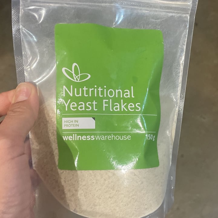 photo of Wellness Warehouse Nutritional yeast flakes shared by @sparkleshinejen on  28 Jul 2022 - review