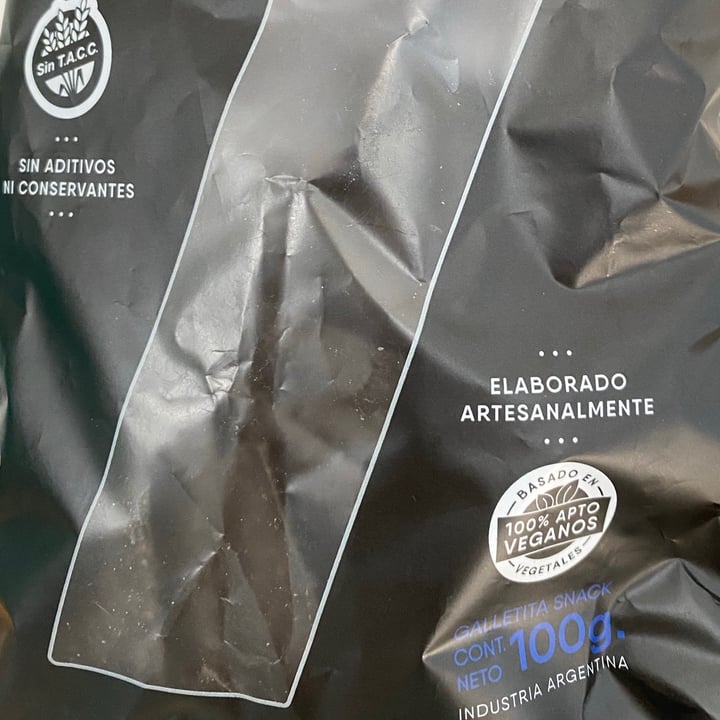 review photo of Shiva Crackers Carbon Vegetal shared by @lopiff on 25 Aug 2021 - review