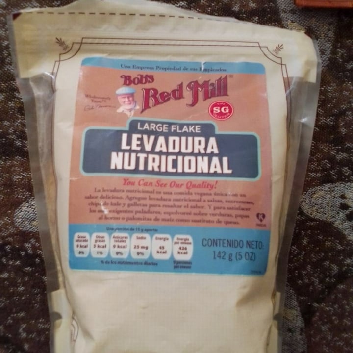 review photo of Bob's Red Mill Levadura nutricional shared by @almberto on 17 May 2021 - review
