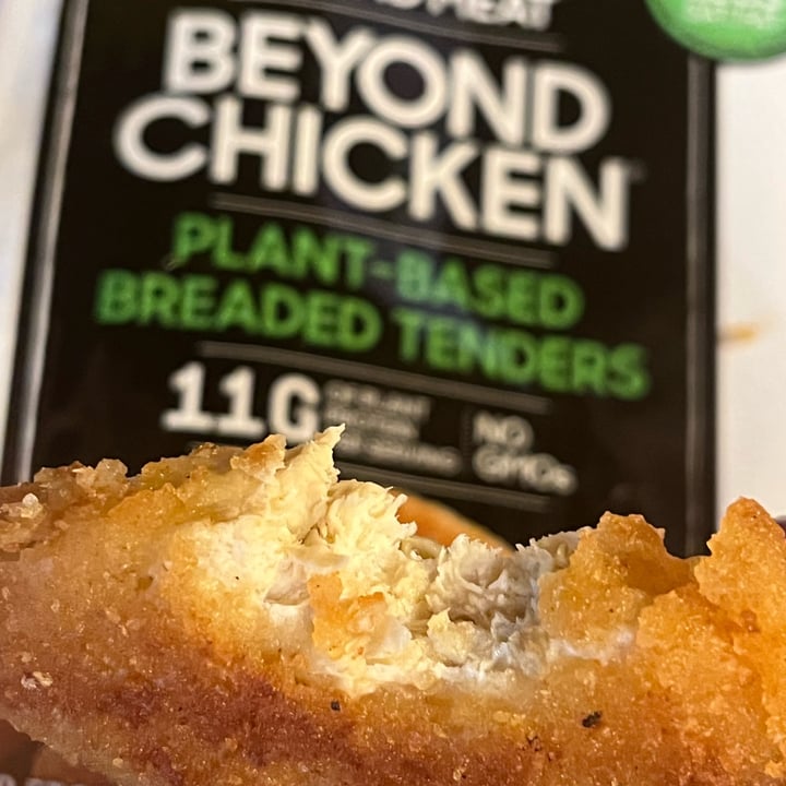 photo of Beyond Meat Beyond Chicken Plant-Based Breaded Tenders shared by @skeeter on  11 Aug 2022 - review