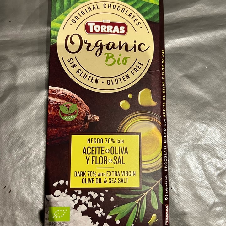 review photo of Torras chocolate negro sal y aceite shared by @demaaaaaa on 16 Nov 2022 - review