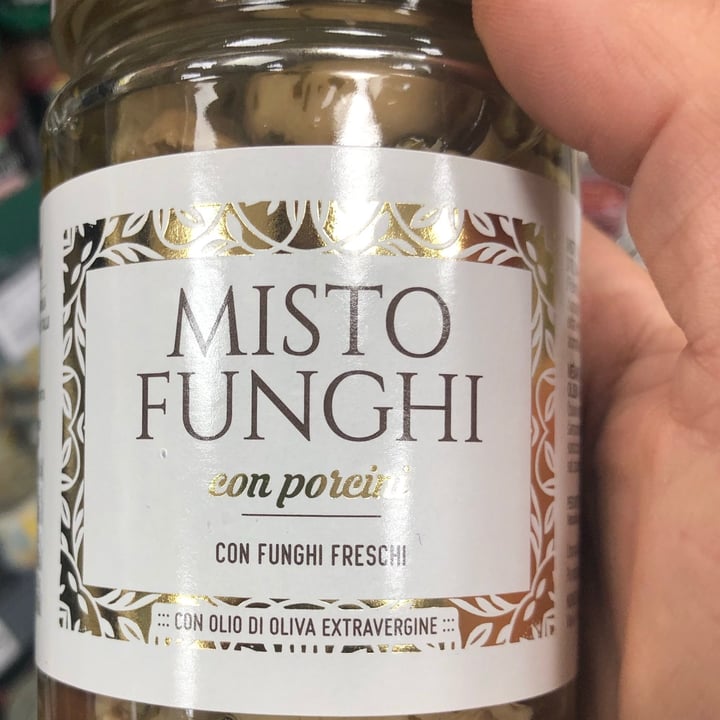 photo of Novella conserve alimentari Misto funghi shared by @violettaplantbased on  30 Jun 2021 - review