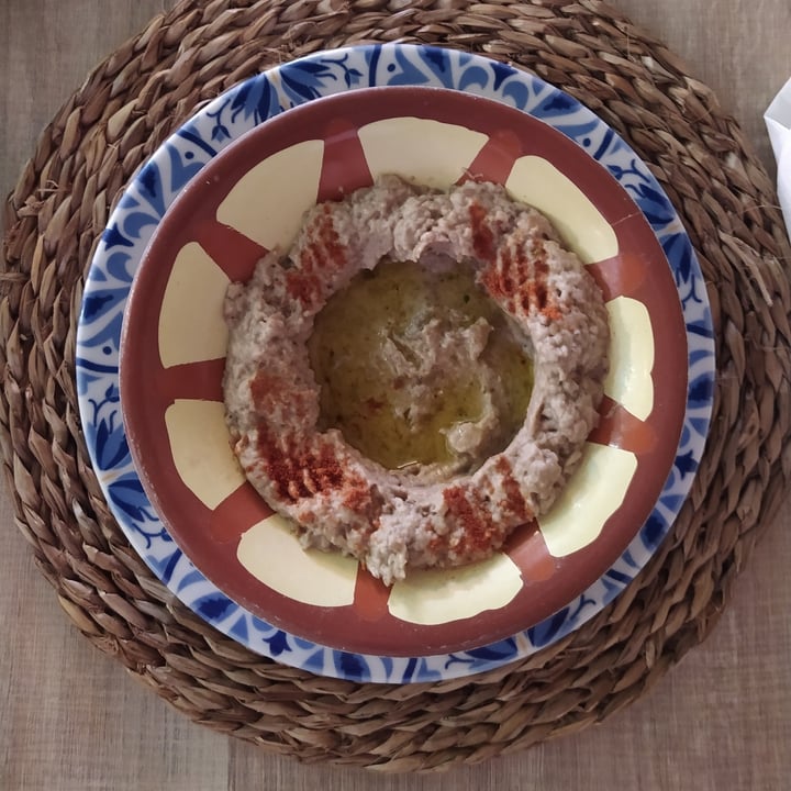 photo of Hommus - Snack Libanese Baba ghanouj shared by @maple15 on  11 Aug 2022 - review