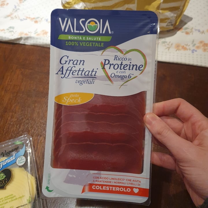 photo of Valsoia Gran Affettati Vegetali Gusto Bresaola shared by @letireds on  22 Dec 2021 - review
