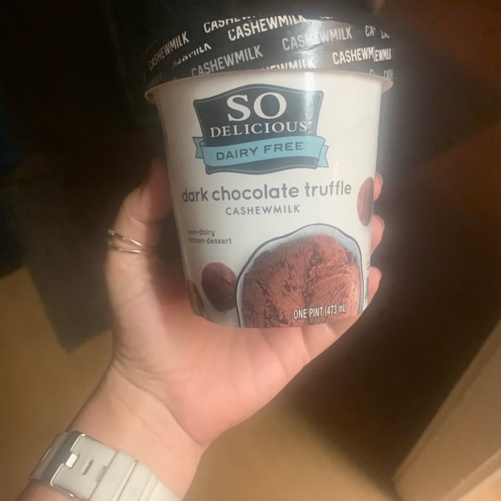 photo of So Delicious Dairy Free Dark Chocolate Truffle Cashewmilk Frozen Dessert shared by @christajosie86 on  19 Jul 2020 - review