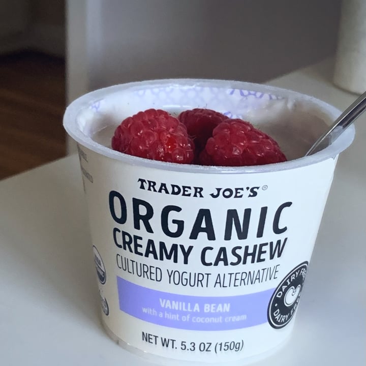 review photo of Trader Joe's Organic Creamy Cashew Cultured Yogurt Alternative - Vanilla Bean shared by @cupidelocke on 16 Nov 2022 - review