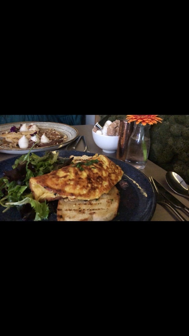 photo of Café Forty One Chickpea Omelette shared by @marissaalbrecht on  11 Mar 2020 - review